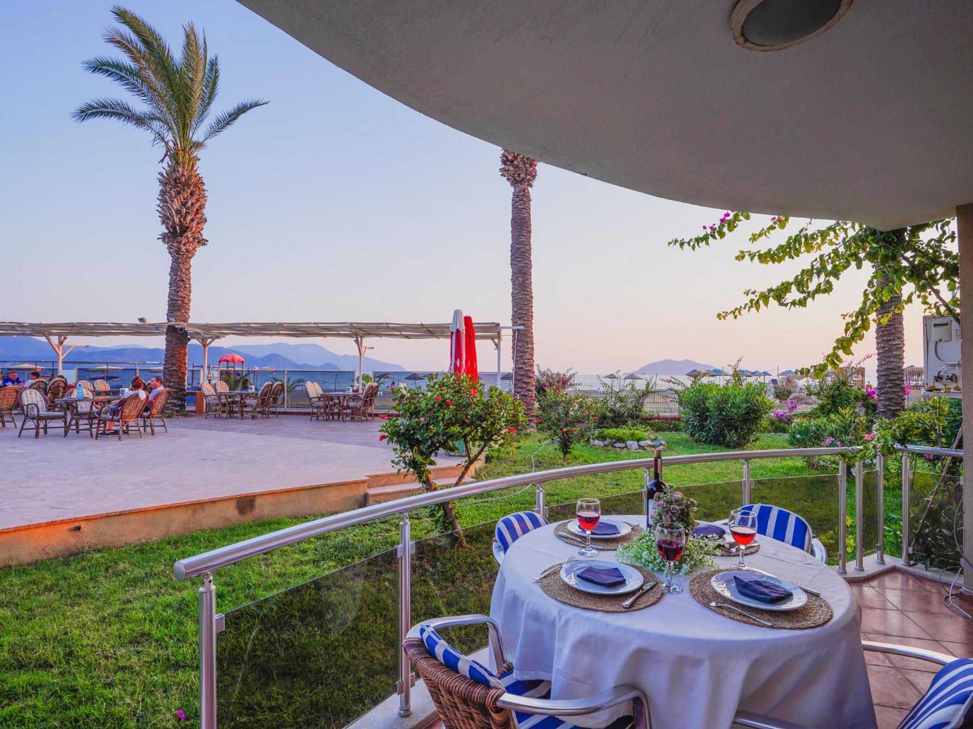 Sunset Beach Club Aqua Lettings Φετιγιέ Εξωτερικό φωτογραφία
